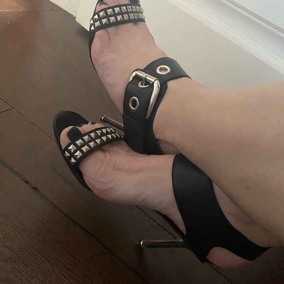 Manolo Blahnik Sandals - Picture 3 of 4
